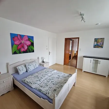 Ferienwohnung Vier Jahreszeiten *